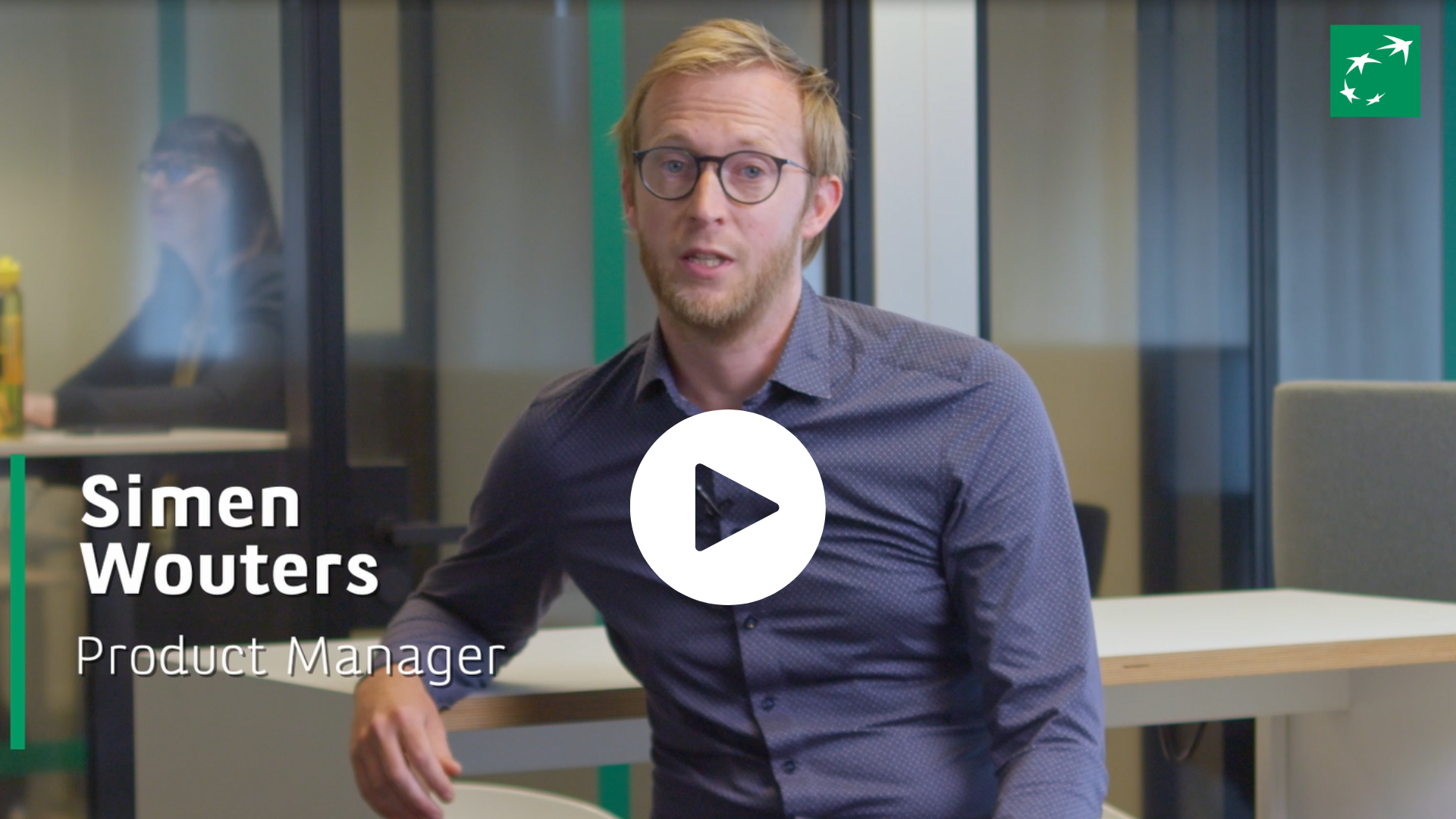 Collega Simen legt uit wat er verandert met de komst van e-facturatie.